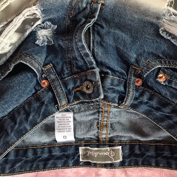 Cute shorts - Picture 3 of 3